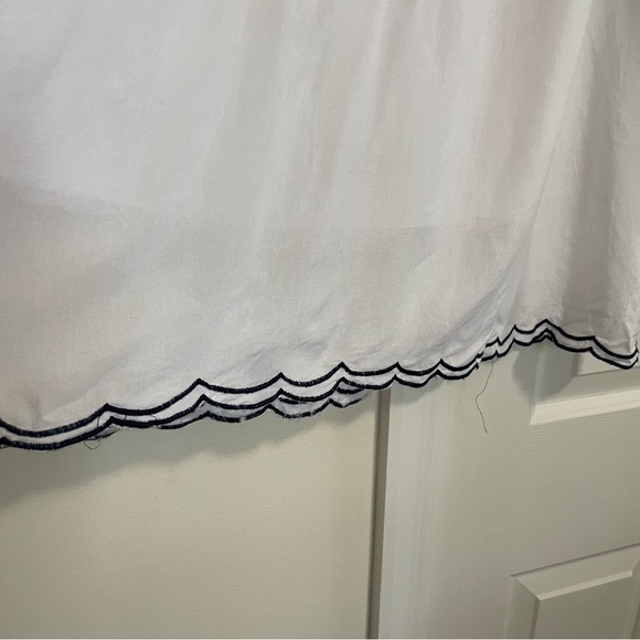 Chic Connection White Navy Embroidered Dress Bell Sleeve Size Medium, NWT - Picture 5 of 11